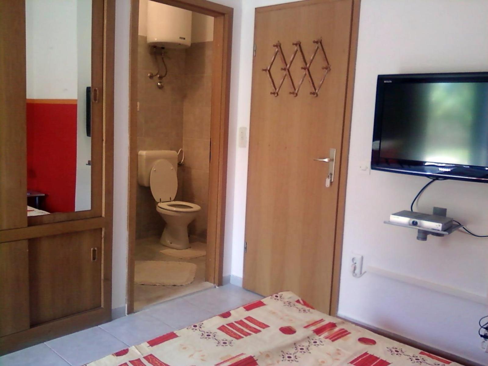 Rooms & Studio Villa Tatjana Supetar Exterior photo