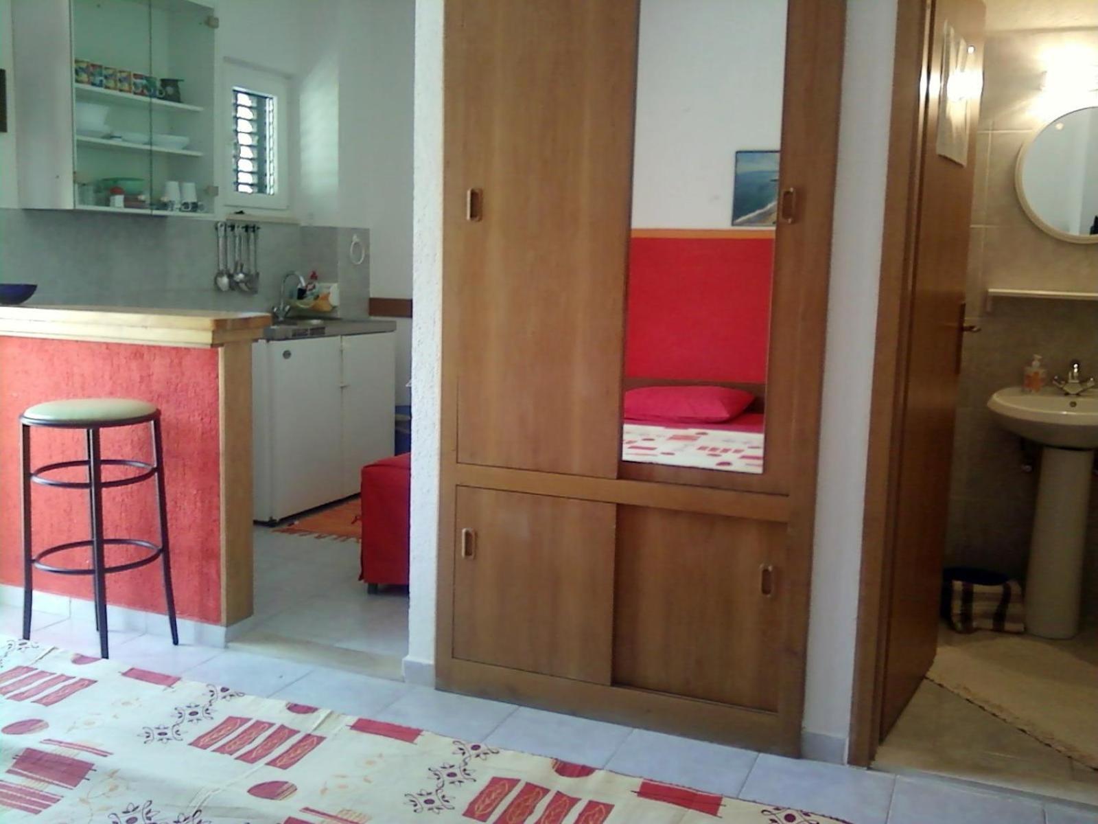 Rooms & Studio Villa Tatjana Supetar Exterior photo