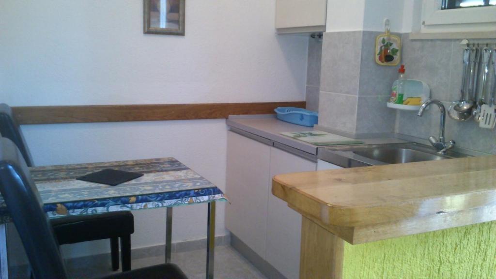 Rooms & Studio Villa Tatjana Supetar Room photo